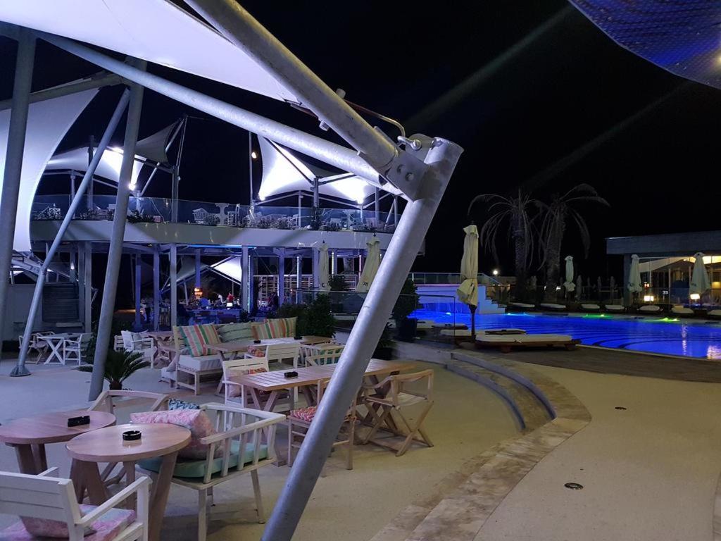 Ayka Apartment Mamaia Eksteriør billede